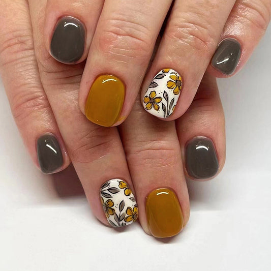 Honey Bloom Nails