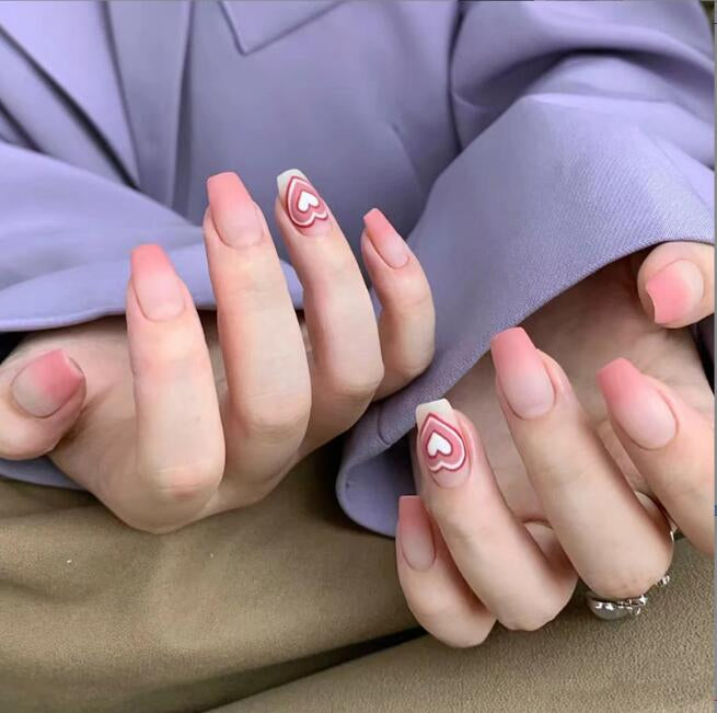 Cornetto Heart Nails