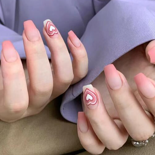 Cornetto Heart Nails